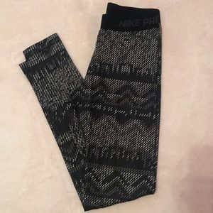 Nike pro leggings
